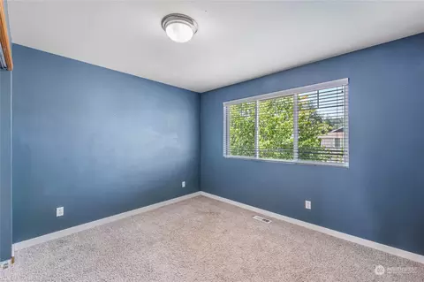 Bedroom - 809 Williams St NW, Orting, WA 98360 photo 3 of 8