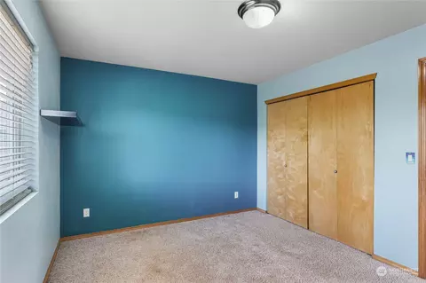 Bedroom - 809 Williams St NW, Orting, WA 98360 photo 6 of 8