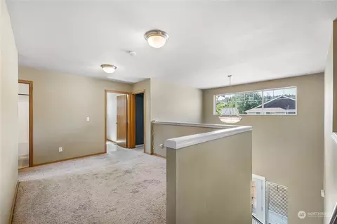 Entry Way - 809 Williams St NW, Orting, WA 98360 photo 2 of 2