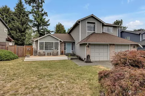 Exterior - 23821 2nd Ave W, Bothell, WA 98021 photo 2 of 7