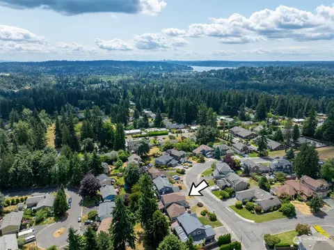 View/Area - 23821 2nd Ave W, Bothell, WA 98021 photo 6 of 7