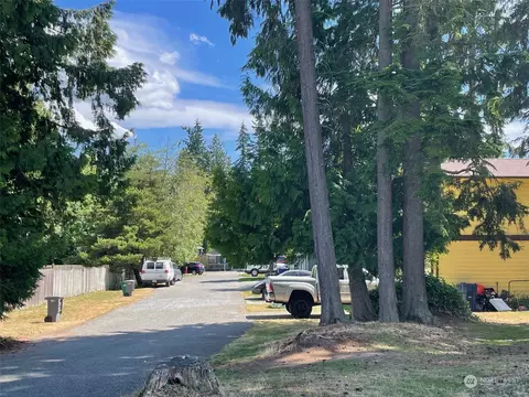 Exterior - 10509 Holly Dr, Everett, WA 98204 photo 10 of 10