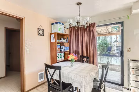 Dining - 10509 Holly Dr, Everett, WA 98204 photo 1 of 1