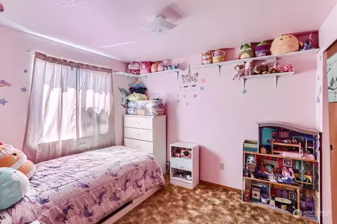 Bedroom - 10509 Holly Dr, Everett, WA 98204 photo 1 of 4