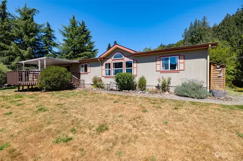 18664 Four Jay Ln, Mount Vernon, WA 98274
