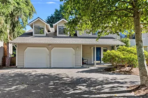 17725 NE 103rd Ct, Redmond, WA 98052