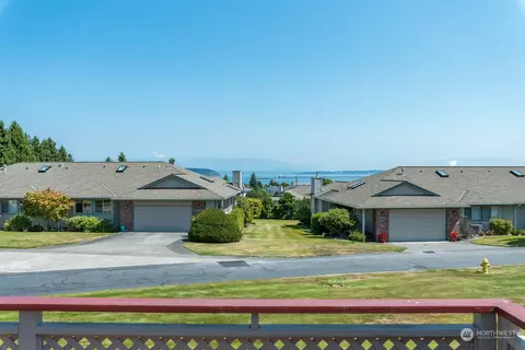 1917 Creekside Pl, Anacortes, WA 98221