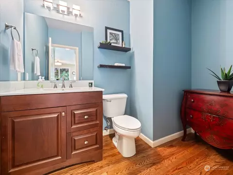 Bath - 20209 29th Ave SE, Bothell, WA 98012 photo 1 of 6