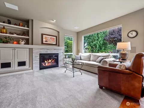 Living - 20209 29th Ave SE, Bothell, WA 98012 photo 6 of 7