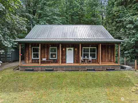 153 Retreat Ln, Chimacum, WA 98325