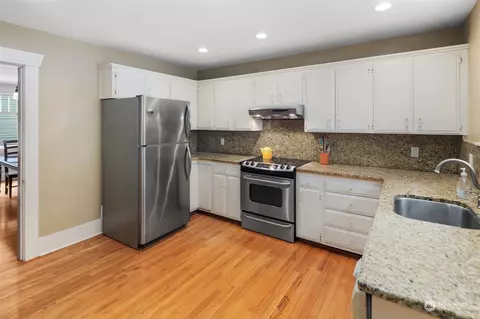 2023 24th Ave E, Seattle, WA 98112 photo 9