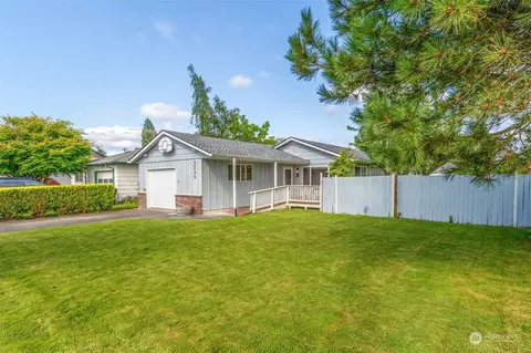2235 34th Ave, Longview, WA 98632