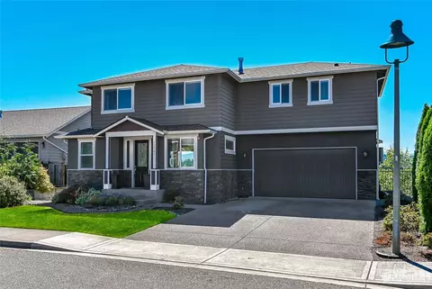 17701 Panorama Blvd E, Bonney Lake, WA 98391