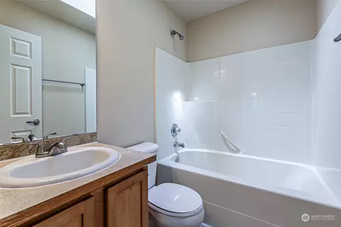 1320 Riddell Ave NE, Orting, WA 98360 photo 24