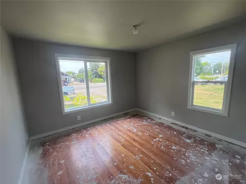 Bedroom - 3335 Porter St, Enumclaw, WA 98022 photo 2 of 2