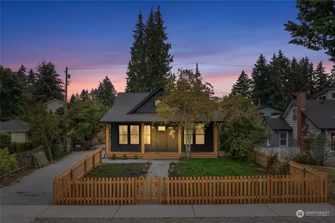 332 Contra Costa Ave, Fircrest, WA 98466