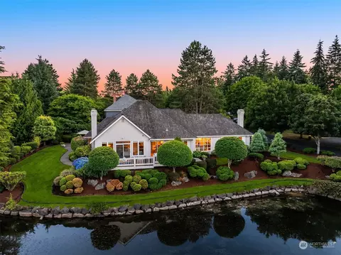 7430 80th Pl SE, Mercer Island, WA 98040