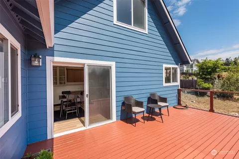 Exterior - 322 Ridge View Dr, Sequim, WA 98382 photo 4 of 7