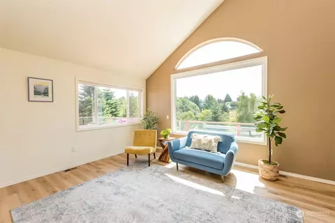 Living - 322 Ridge View Dr, Sequim, WA 98382 photo 2 of 2