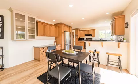 Dining - 322 Ridge View Dr, Sequim, WA 98382 photo 1 of 2