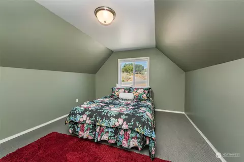 Bedroom - 322 Ridge View Dr, Sequim, WA 98382 photo 7 of 7