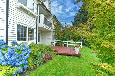 Exterior - 12404 E Gibson Rd #C104, Everett, WA 98204 photo 3 of 9