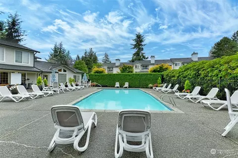 Exterior - 12404 E Gibson Rd #C104, Everett, WA 98204 photo 7 of 9