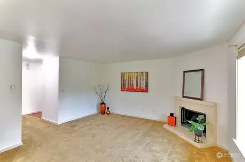 Living - 12404 E Gibson Rd #C104, Everett, WA 98204 photo 2 of 4