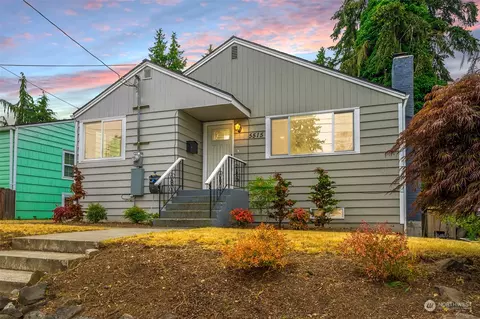 5515 Bangor St, Seattle, WA 98178
