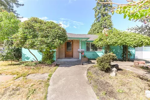 Exterior - 5117 W View Dr, Everett, WA 98203 photo 1 of 4