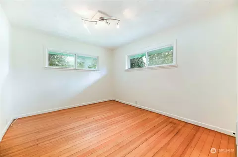 Bedroom - 5117 W View Dr, Everett, WA 98203 photo 1 of 4