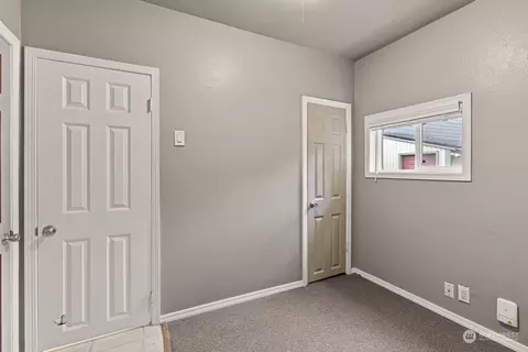Bedroom - 704 E Marine View Dr, Everett, WA 98201 photo 2 of 5