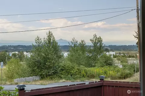 Other - 704 E Marine View Dr, Everett, WA 98201 photo 11 of 12