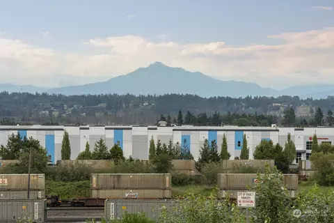 Other - 704 E Marine View Dr, Everett, WA 98201 photo 10 of 12