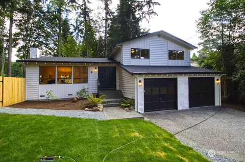 4 143rd St SE, Lynnwood, WA 98087