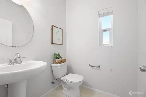Entry Way - 3410 30th Dr, Everett, WA 98201 photo 1 of 1