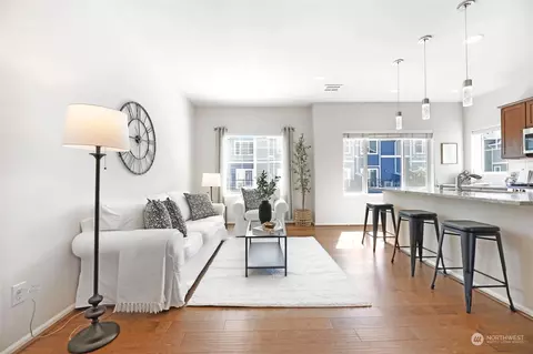 Living - 3410 30th Dr, Everett, WA 98201 photo 3 of 3