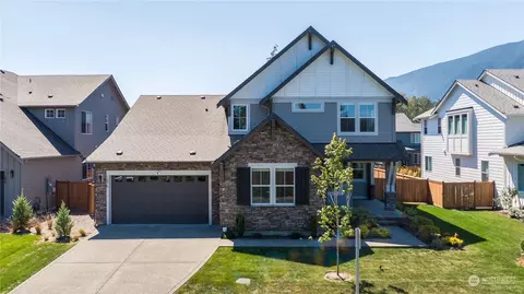 1275 SE 17th St, North Bend, WA 98045