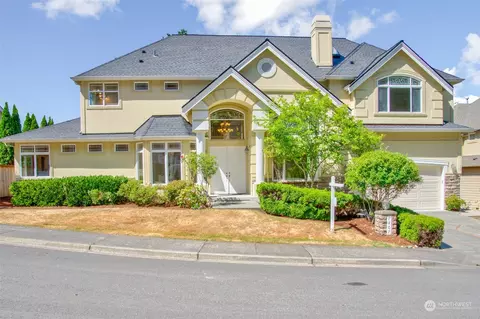 7407 138th Ave SE, Newcastle, WA 98059