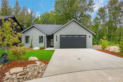 305 Oleander Dr, Blaine, WA 98230