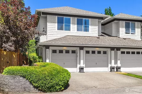 23942 SE 7th Ln, Sammamish, WA 98074