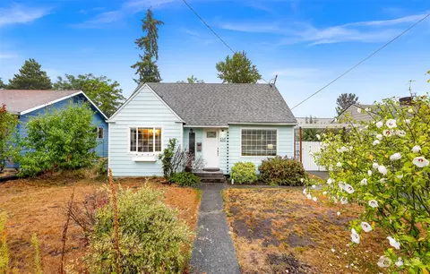 410 SW 139th St, Burien, WA 98166