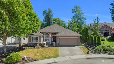 7404 Oxford Dr, Arlington, WA 98223