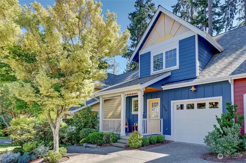 1320 Stonecress Ln NE, Bainbridge Island, WA 98110
