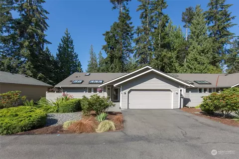 111 Fairway Dr, Sequim, WA 98382