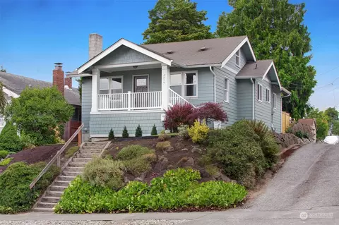 4514 SW Charlestown St, Seattle, WA 98116