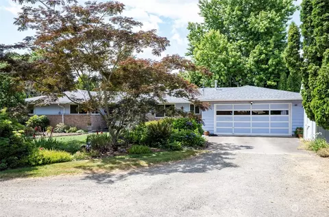 802 3rd St NW, Puyallup, WA 98371
