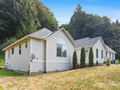 11505 72nd Dr NW, Marysville, WA 98271