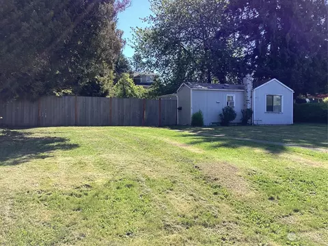 Exterior - 4525 E St, Tacoma, WA 98404 photo 2 of 9