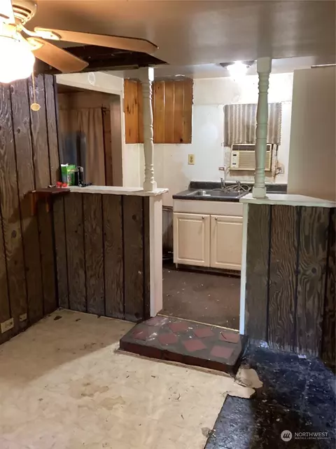 Kitchen - 4525 E St, Tacoma, WA 98404 photo 2 of 2